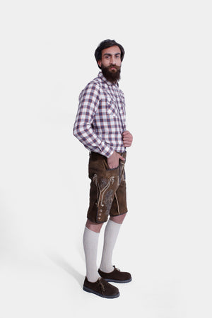 Man in Rustic Maple Max Planck Lederhosen with intricate embroidery and versatile pockets.