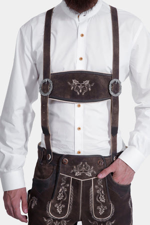 Front view of the Günter Meisner Lederhosen Outfit with suspenders.
