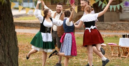 what to wear to Oktoberfest party