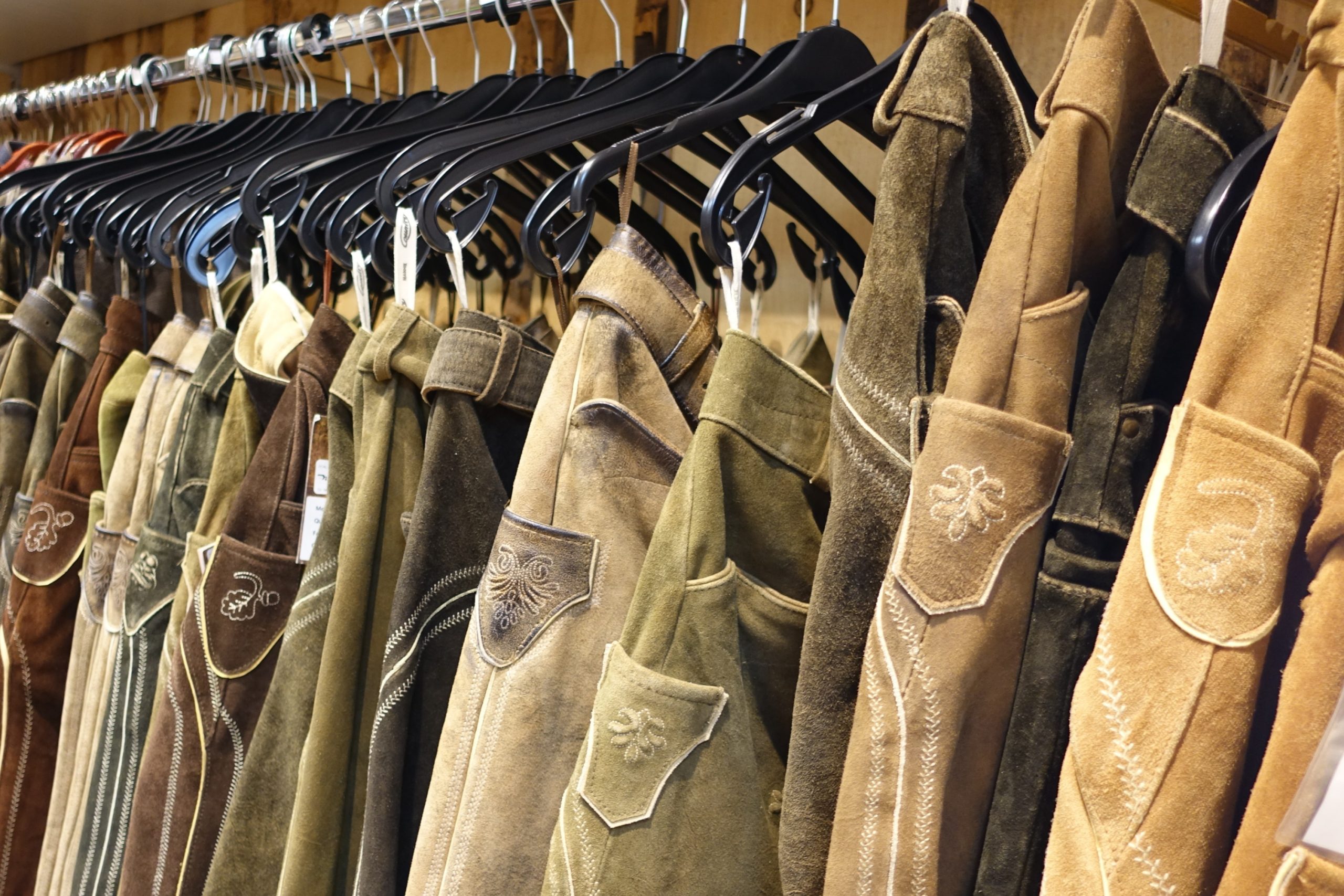 Choosing the Right Leather for Lederhosen