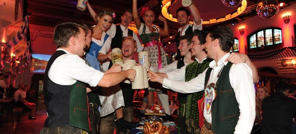 What to Wear to Oktoberfest Munich A Complete Guide