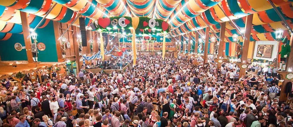where is the largest Oktoberfest in USA