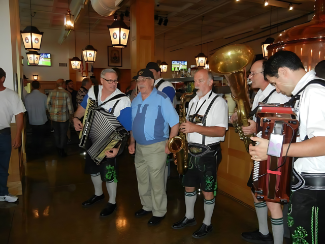 Oktoberfest Pittsburgh 2024 | Bavarian Tradition | Bayerische Alpen