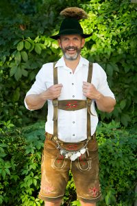 Accessories-with-Oktoberfest-Clothing