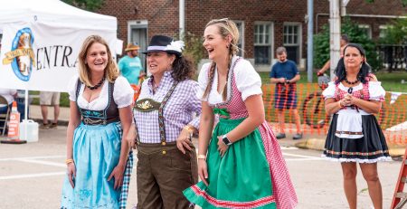 Traditional Women’s Oktoberfest Outfits